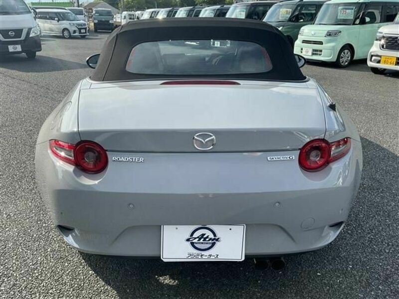 ROADSTER