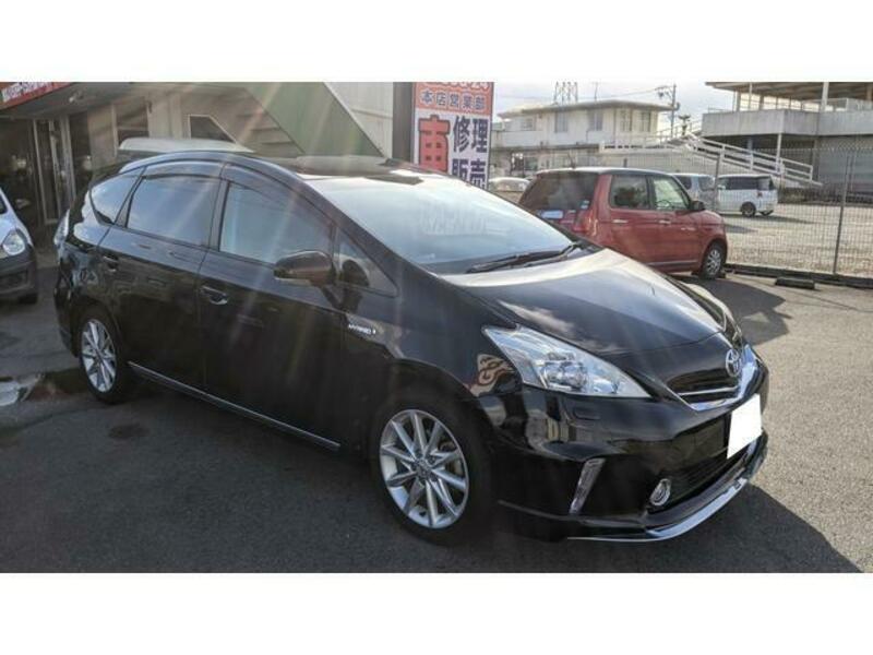 PRIUS ALPHA
