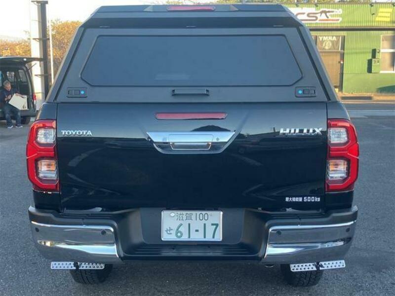 HILUX