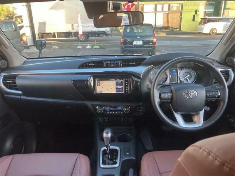 HILUX