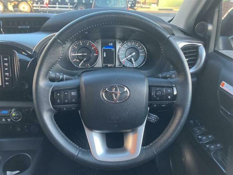 HILUX