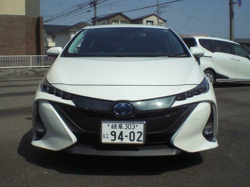 PRIUS PHV