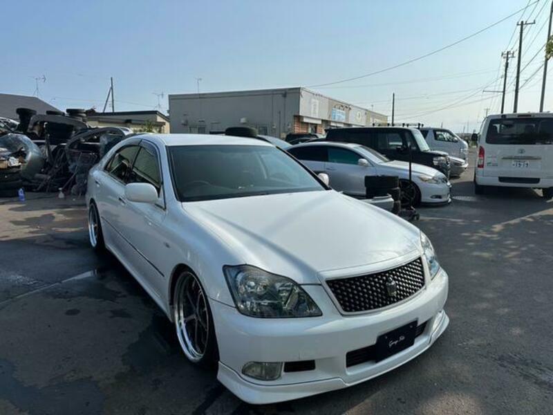 CROWN