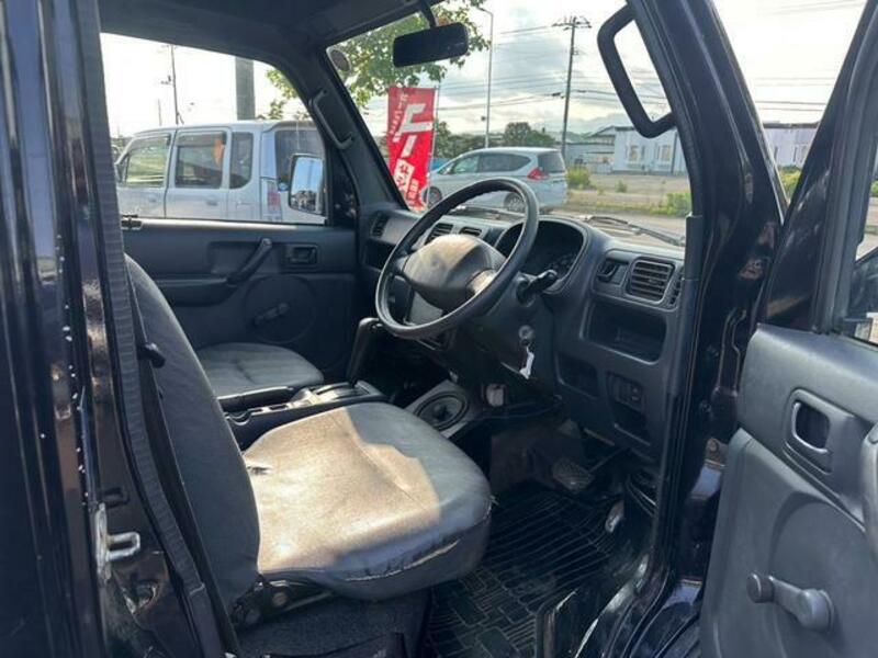 CARRY TRUCK