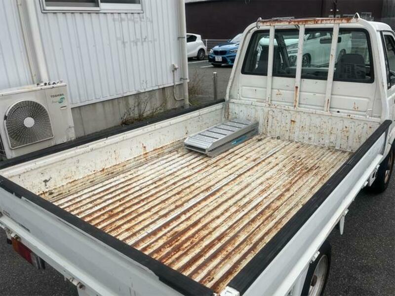 TOWNACE TRUCK