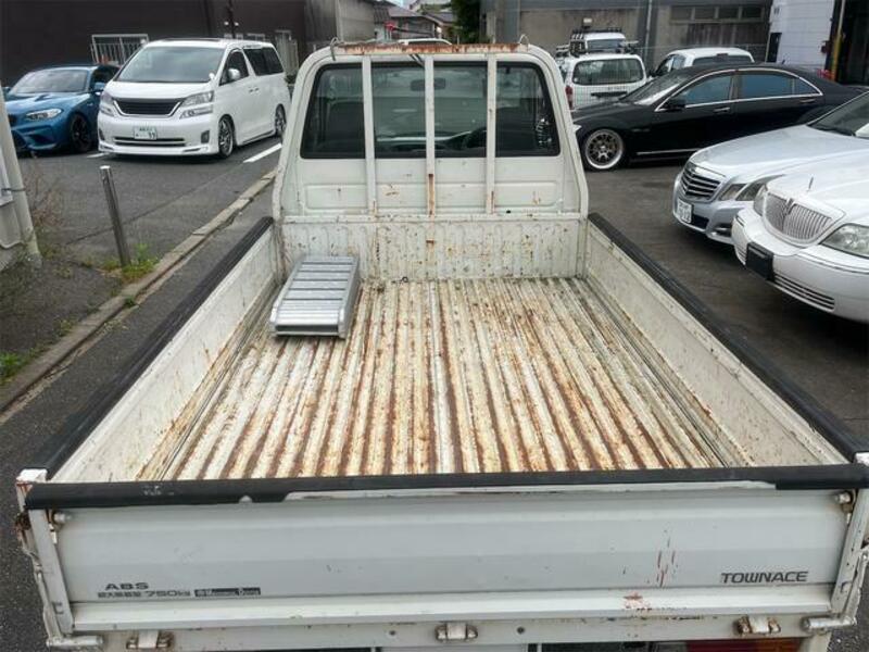 TOWNACE TRUCK