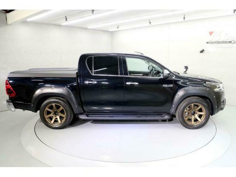HILUX