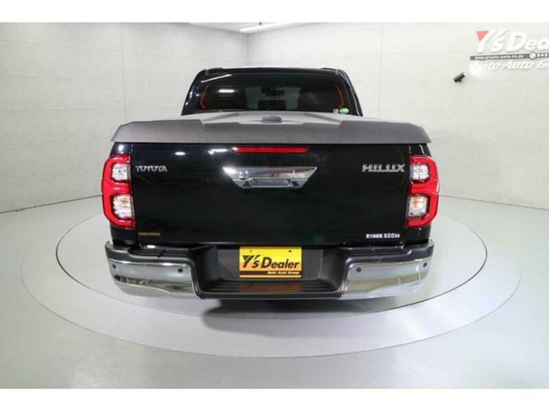 HILUX
