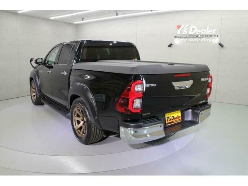 HILUX
