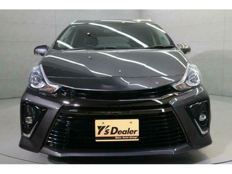 PRIUS ALPHA
