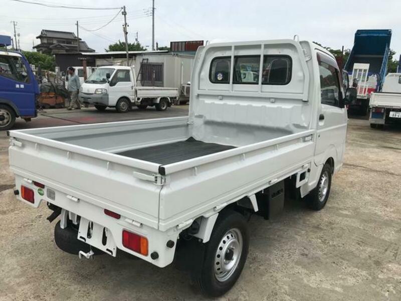 CLIPPER TRUCK