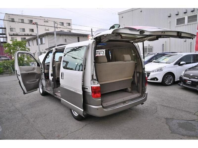 GRAND HIACE