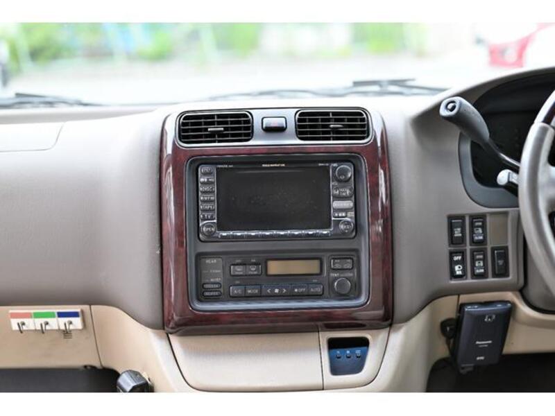 GRAND HIACE