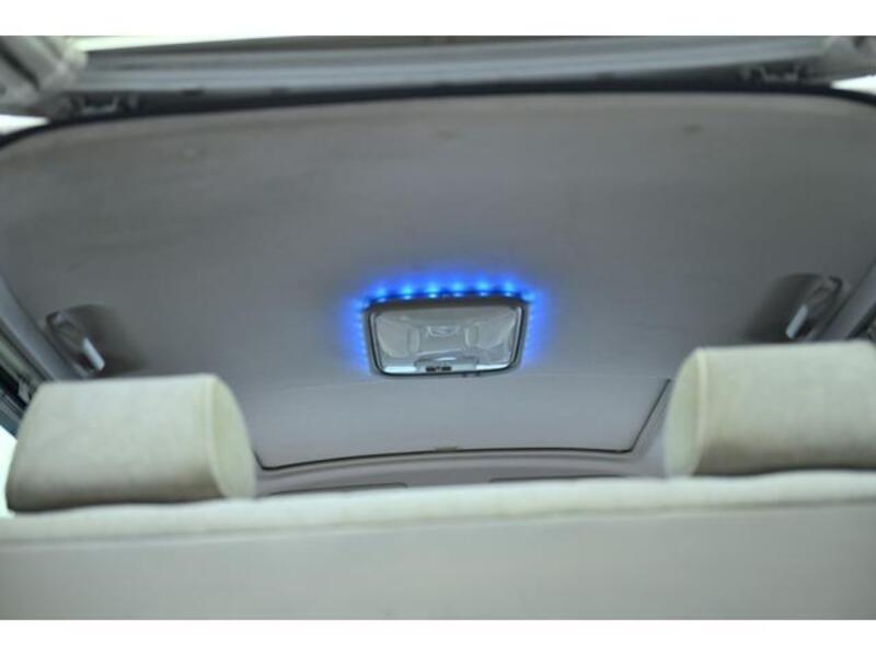 GRAND HIACE