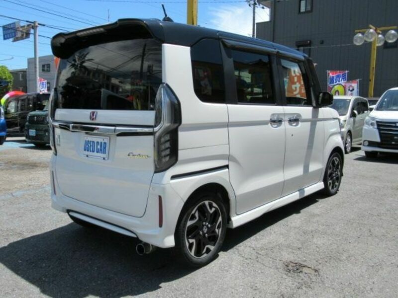 N BOX CUSTOM