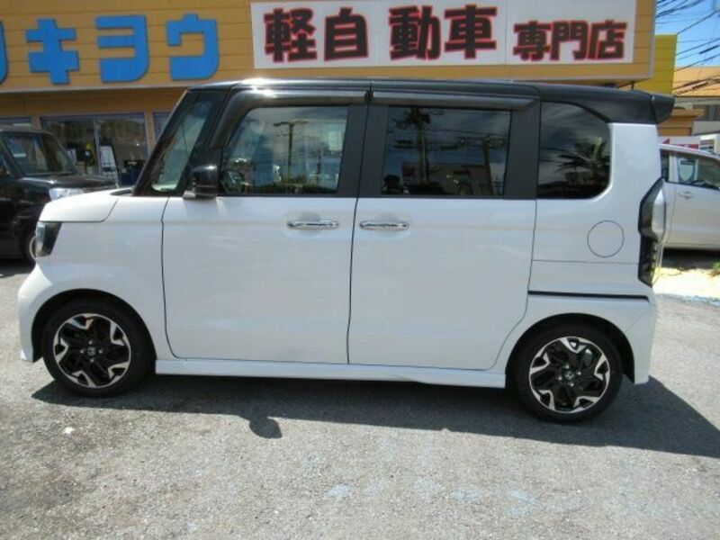 N BOX CUSTOM