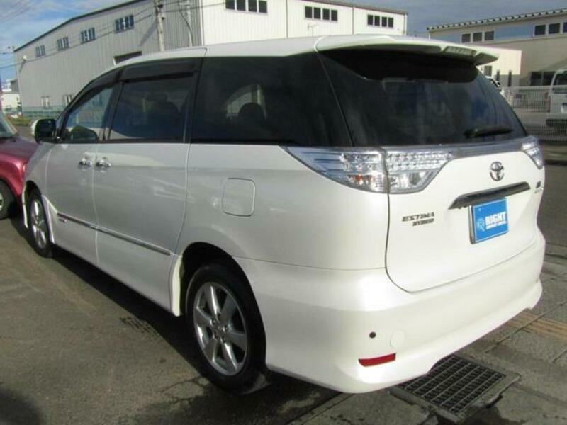 ESTIMA HYBRID