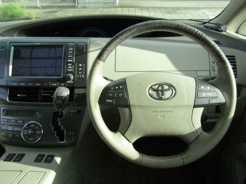 ESTIMA HYBRID