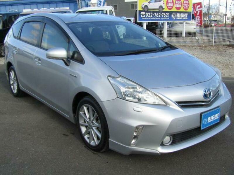 PRIUS ALPHA