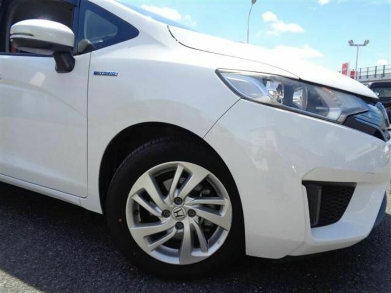 FIT HYBRID