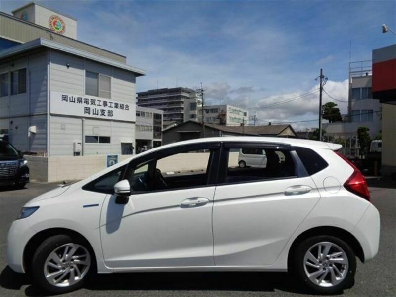 FIT HYBRID