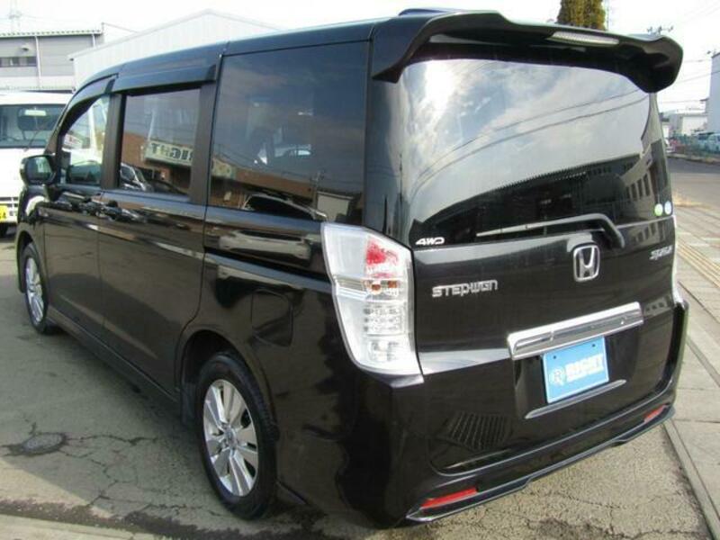 STEPWAGON SPADA