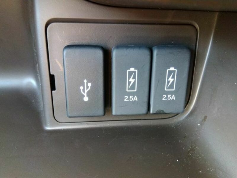N BOX