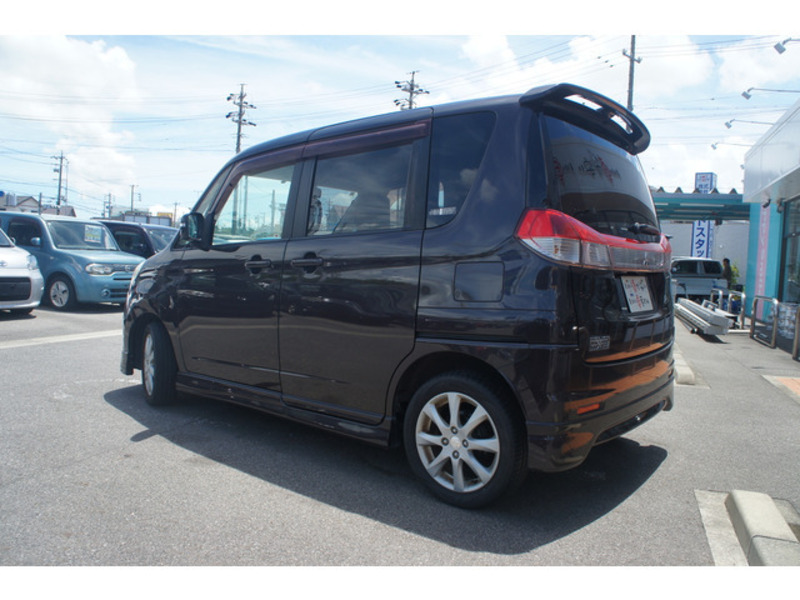 DELICA D2