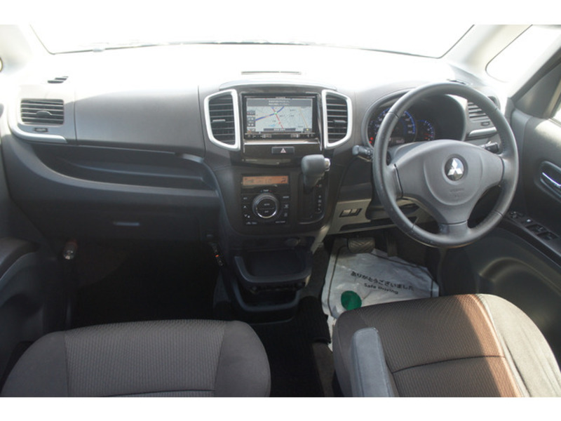DELICA D2