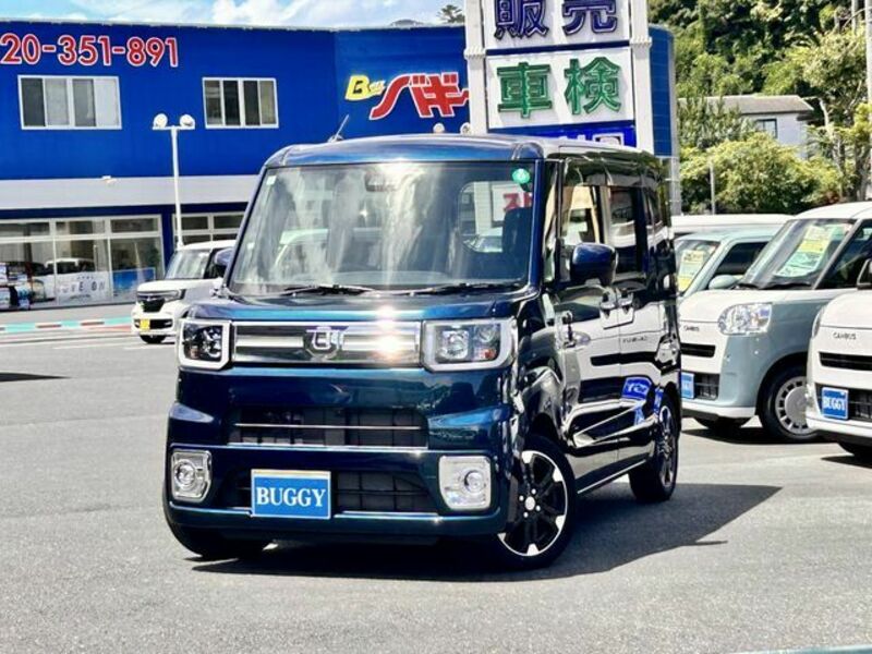 DAIHATSU WAKE