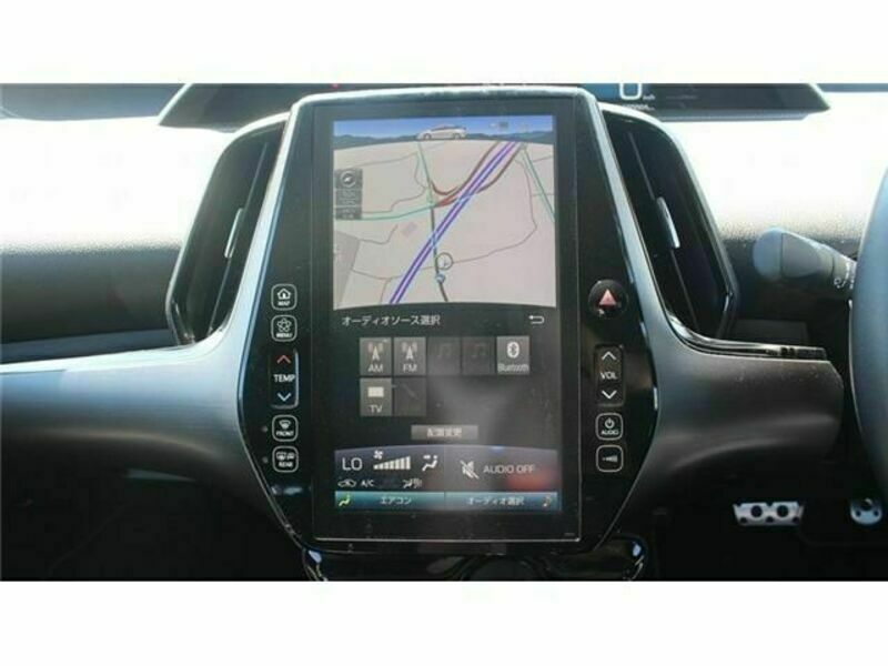 PRIUS PHV