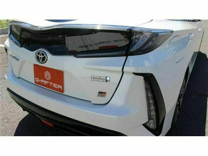 PRIUS PHV