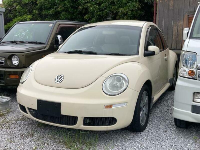 VOLKSWAGEN NEW BEETLE