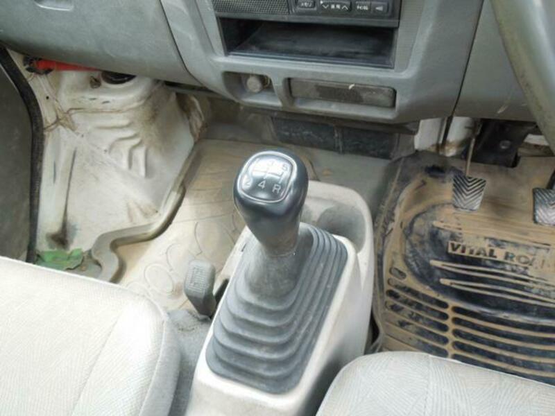MINICAB TRUCK