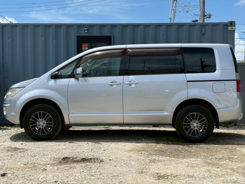 DELICA D5