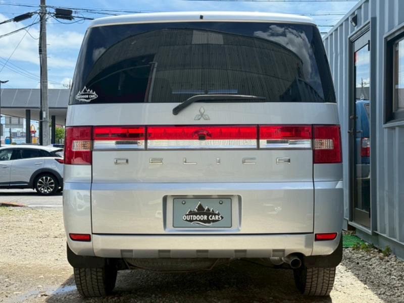 DELICA D5