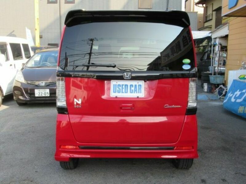 N BOX CUSTOM