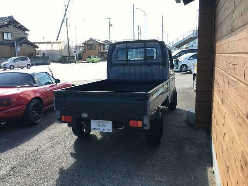 CARRY TRUCK