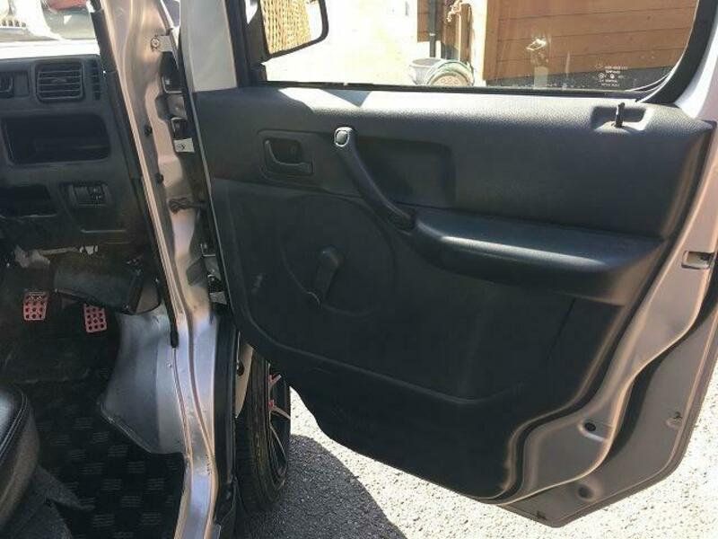 CARRY TRUCK