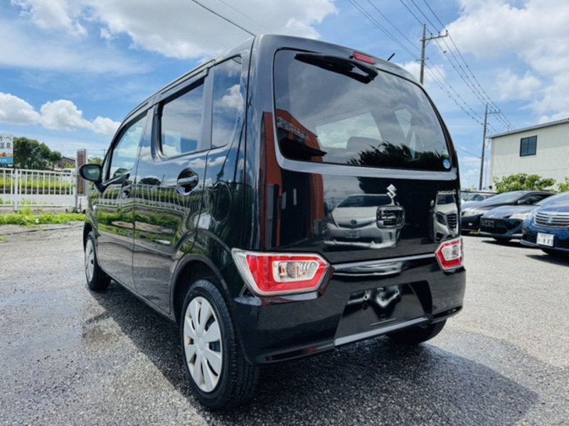 WAGON R