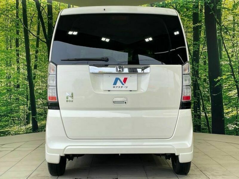 N BOX