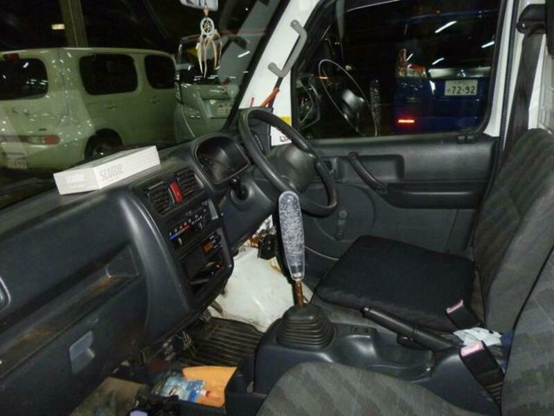 CARRY TRUCK