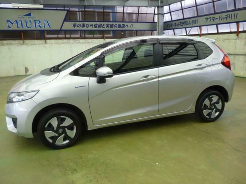 FIT HYBRID