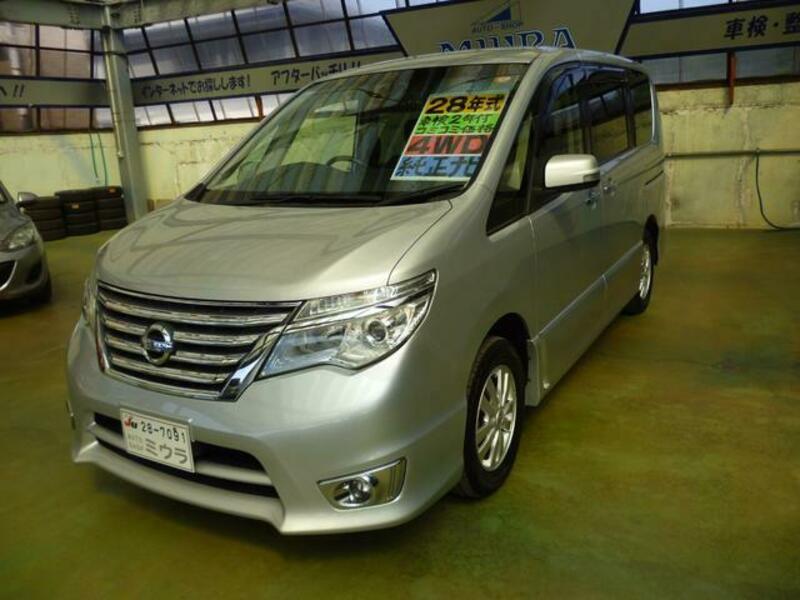 NISSAN SERENA