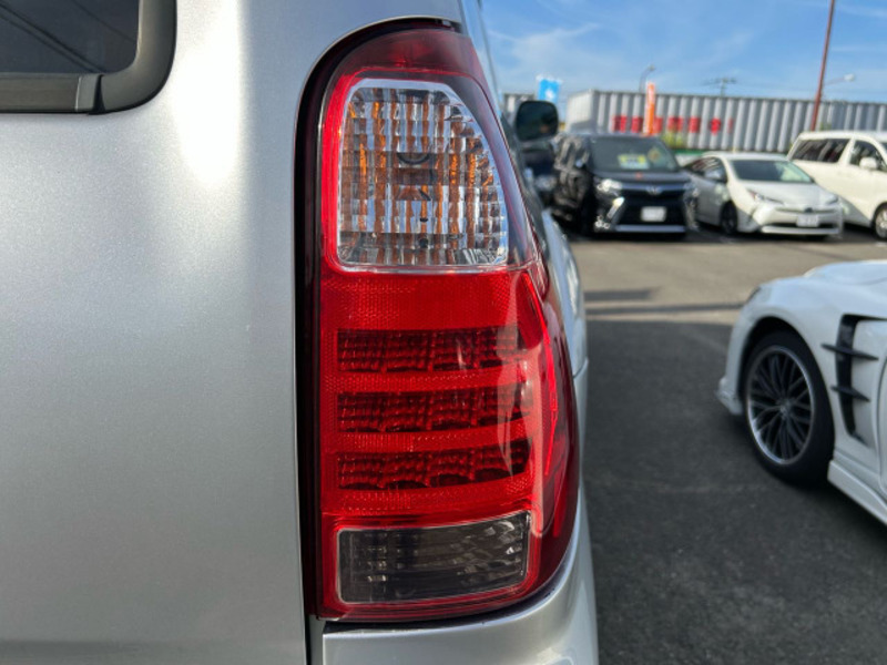 HILUX SURF