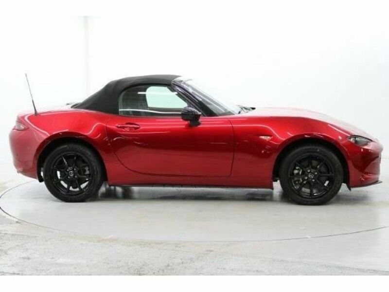 ROADSTER