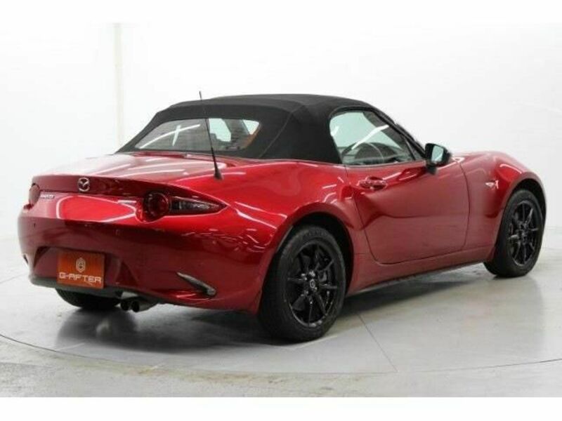 ROADSTER
