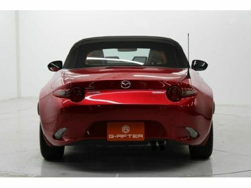 ROADSTER