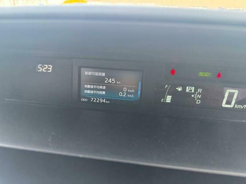 PRIUS ALPHA