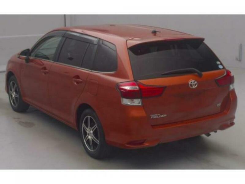 COROLLA FIELDER